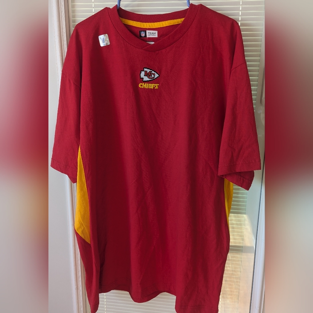 New Kansas City Chiefs NFL Team Apparel T-Shirt Men's XL Football Sports